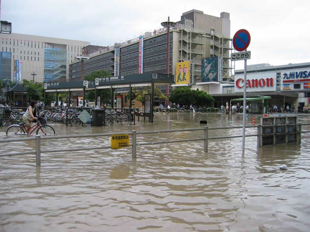 集中豪雨